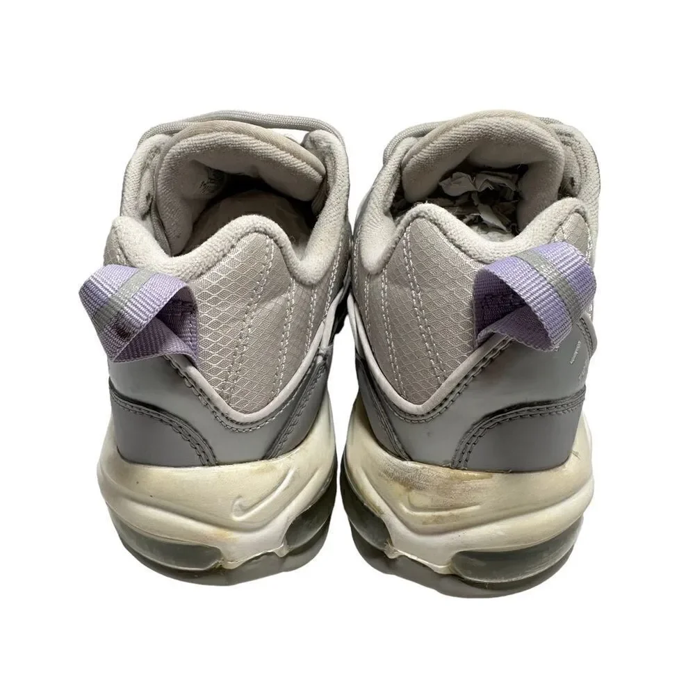 Women’s Nike air max size 8 Gray athletics shoes
